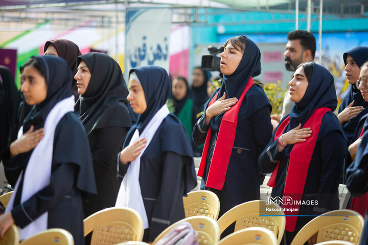 آیین نواختن زنگ جوانه‌ها
