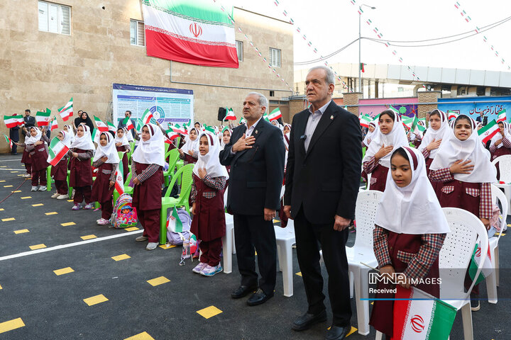 مراسم بازگشایی مدارس با حضور رئیس جمهور