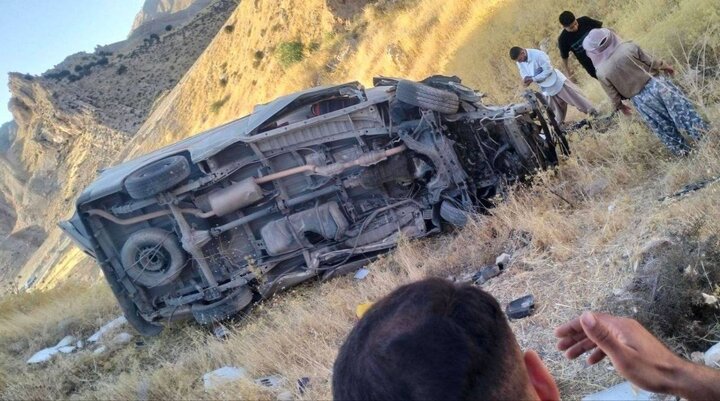 واژگونی آمبولانس  در محور ایلام–مهران/ دو نفر از کادر درمان مصدوم شدند