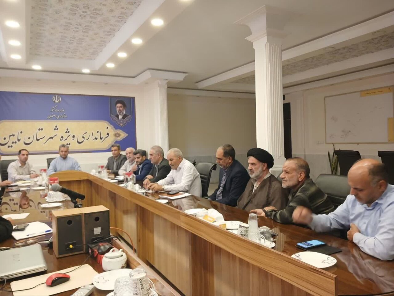 تأکید سرپرست فرمانداری ویژه نایین بر ساماندهی فعالیت خیریهها و جلوگیری از موازیکاری