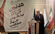 شهدا الگو و بیدارکننده جامعه هستند