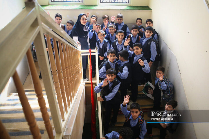 آیین استانی «زنگ مهر»