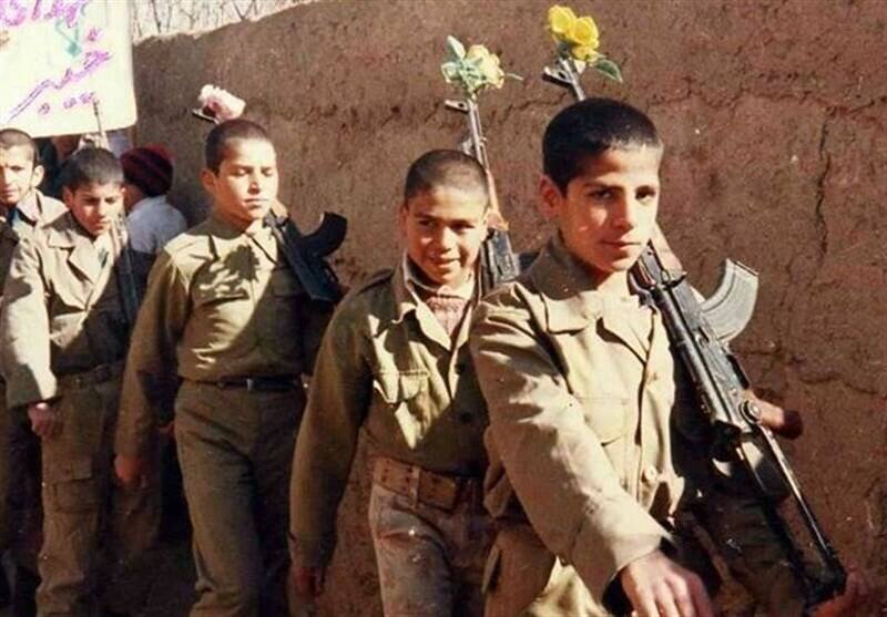 مشق عشق را روی نیمکت نوشتند و حماسه را در میدان