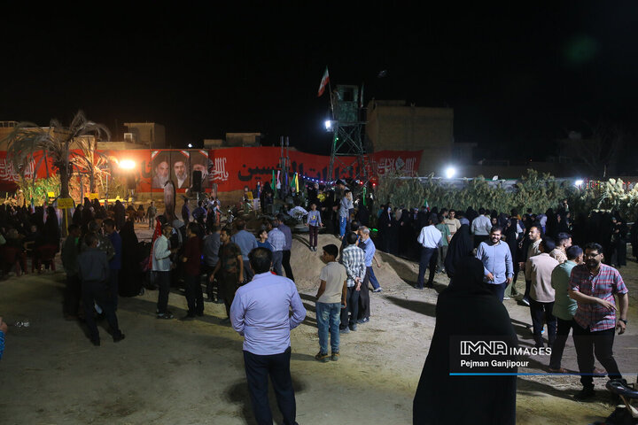 گرامیداشت رهبر شهید، سرداران و 900 شهید منطقه 9 شهرداری اصفهان