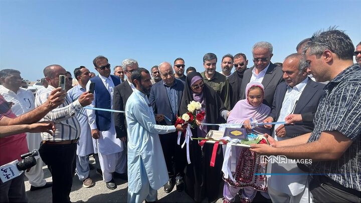 افتتاح ۲۸۱ کیلومتر راه اصلی و بزرگراه در سیستان و بلوچستان با حضور وزیر راه