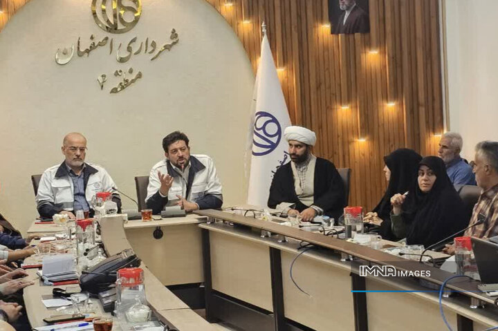 تاب‌آوری محلات منطقه ۴ اصفهان با مشارکت شهروندان تقویت می‌شود