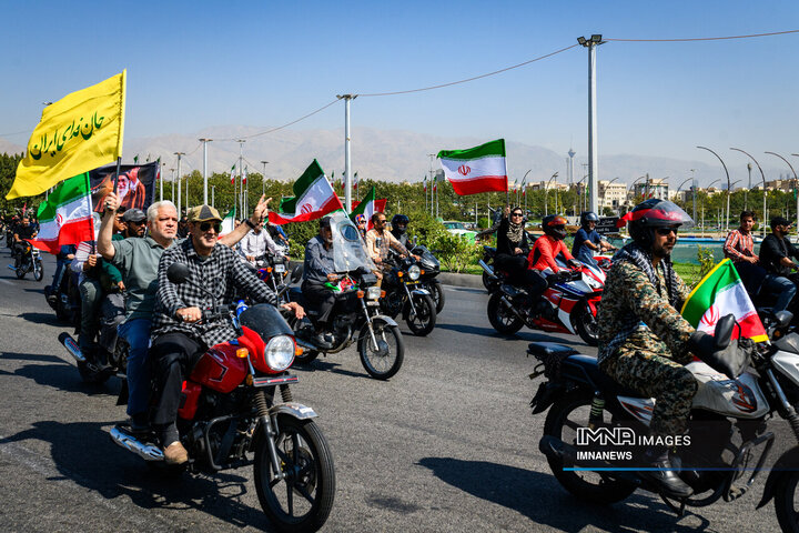 رزمایش 40 هزار موتورسوار جانفدای ایران