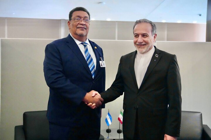 دیدار عراقچی با وزیر امورخارجه نیکاراگوئه