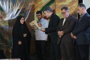 تداوم آیین‌های گرامیداشت شهدا در میدان امام خمینی(ره) خوراسگان