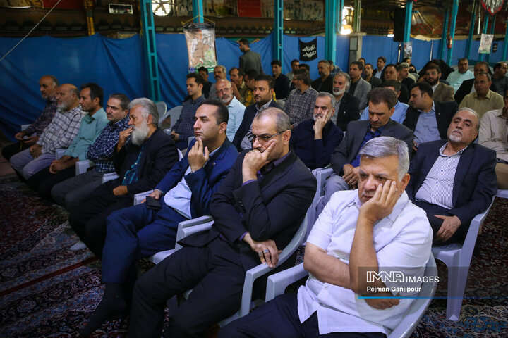 یادواره شهدای مخابرات و ۱۱۰۰ شهید کارمند استان اصفهان