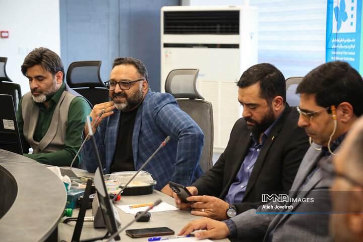 نشست هم‌اندیشی اصحاب رسانه اصفهان با عوامل جشنواره فیلم کودک