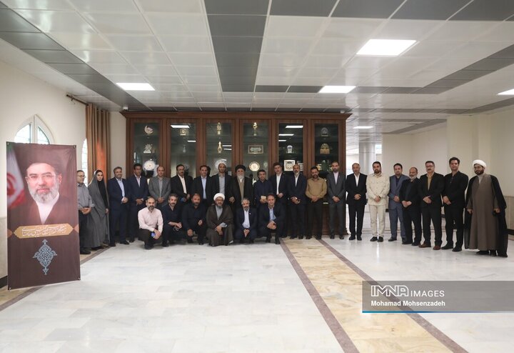 دومین نشست کمیسیون ارتباطات وامور بین الملل مجمع شهرداران کلانشهرها