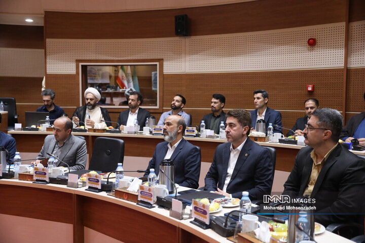 دومین نشست کمیسیون ارتباطات وامور بین الملل مجمع شهرداران کلانشهرها