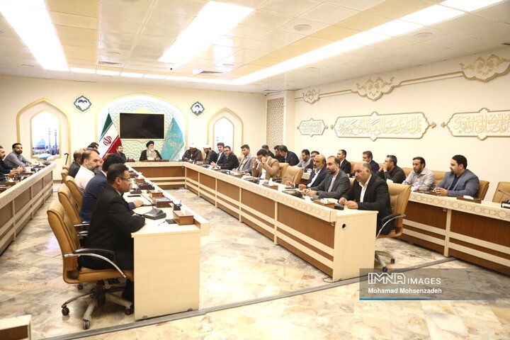 دومین نشست کمیسیون ارتباطات وامور بین الملل مجمع شهرداران کلانشهرها