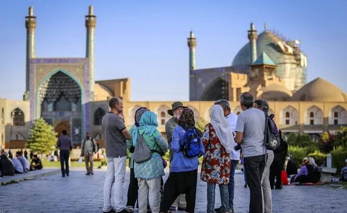 گردشگری، گنجی که زیر پای ایران است