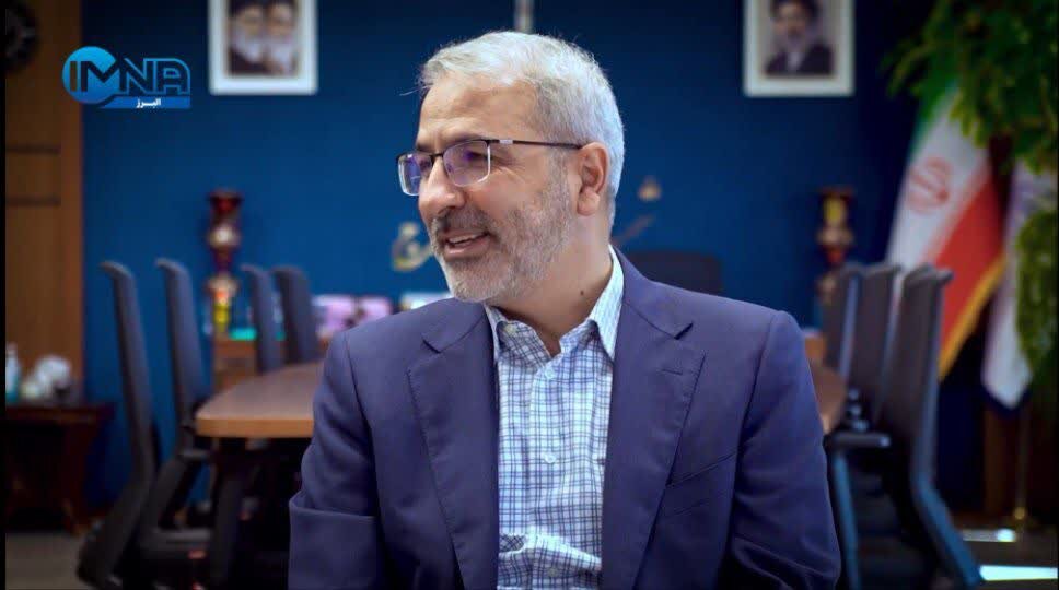 از عملکردم رضایت مطلق ندارم / اگر فضای مجازی بد است، چرا بازخورد مثبت دارد؟