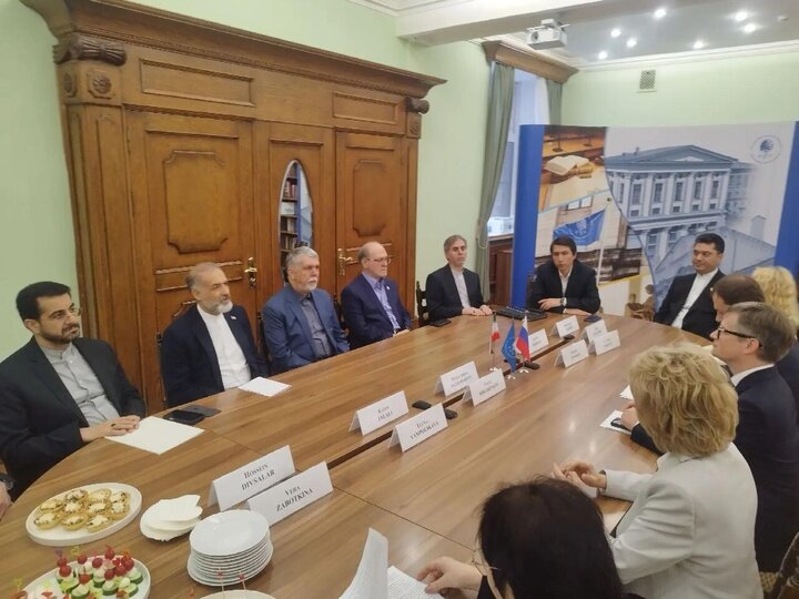 وزیر فرهنگ و ارشاد اسلامی: جهاد علمی دانشگاهیان ایران همگام با مقاومت ملی تداوم دارد