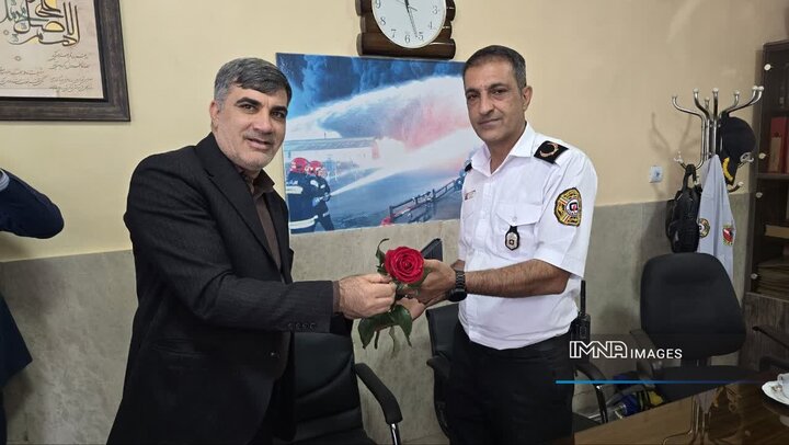 نقش آتش‌نشانان در جنگ ۱۲روزه و جنگ رمضان بیش از همیشه به چشم آمد