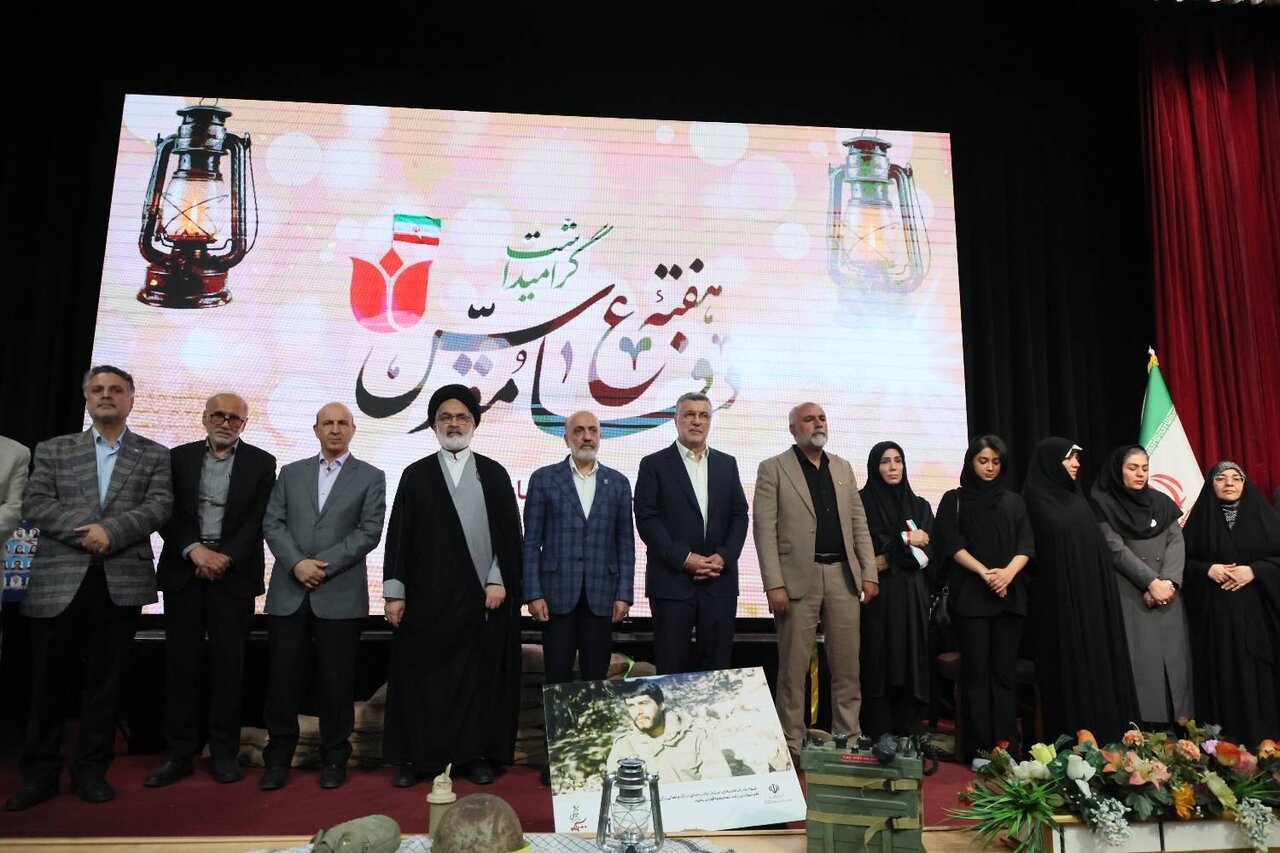 ثبت رشادت‌های مدافعان سلامت، ادای دین به فداکاری آنان است