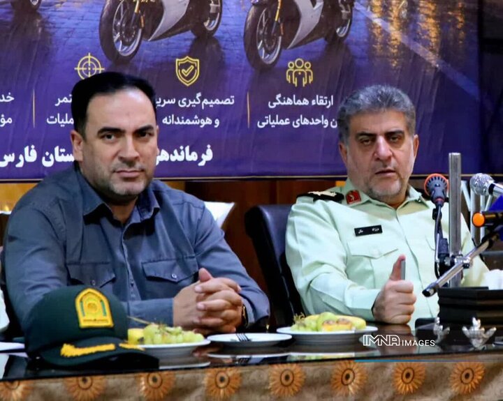 نیروی انتظامی فارس با اقتدار در خط مقدم امنیت / افزایش ۱۱۵ درصدی کشفیات قاچاق در استان