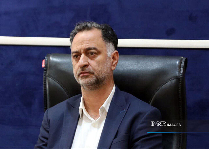 مدیران آموزش و پرورش متناسب با مسائل روز تصمیم‌گیری کنند