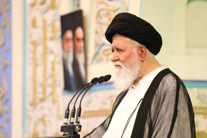 آیت‌الله علم‌الهدی: مذاکره در نیویورک خلاف دستور رهبری بود