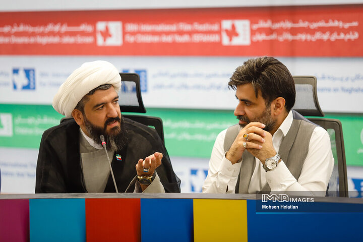 نشست هم‌اندیشی دبیر سی‌وهشتمین جشنواره فیلم کودک و اصحاب رسانه