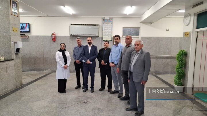 بازدید مدیر منطقه ۹ اصفهان از مرکز توانبخشی و نگهداری معلولان ذهنی محمودیه