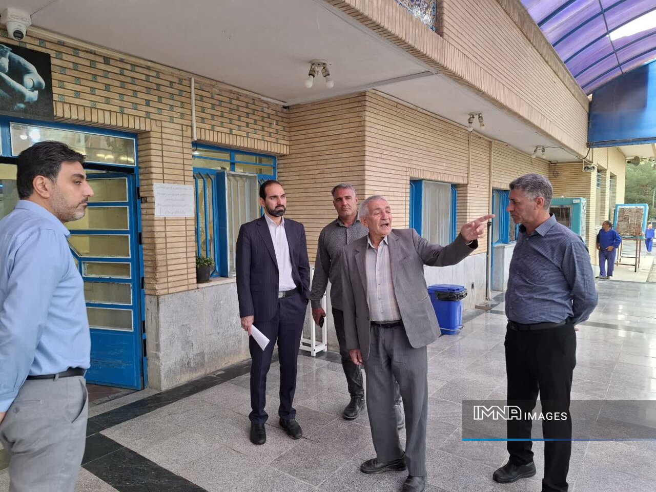 بازدید مدیر منطقه ۹ اصفهان از مرکز توانبخشی و نگهداری معلولان ذهنی محمودیه