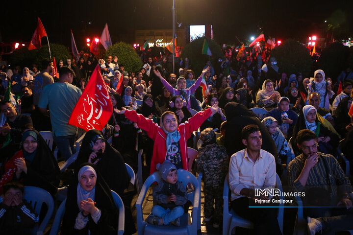 همراهی سی‌و‌هشتمین جشنواره فیلم کودک با حماسه حضور مردم در خیابان