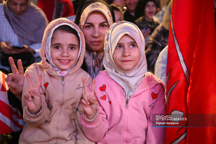 همراهی سی‌و‌هشتمین جشنواره فیلم کودک با حماسه حضور مردم در خیابان