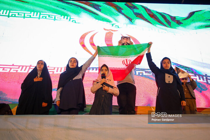 همراهی سی‌و‌هشتمین جشنواره فیلم کودک با حماسه حضور مردم در خیابان