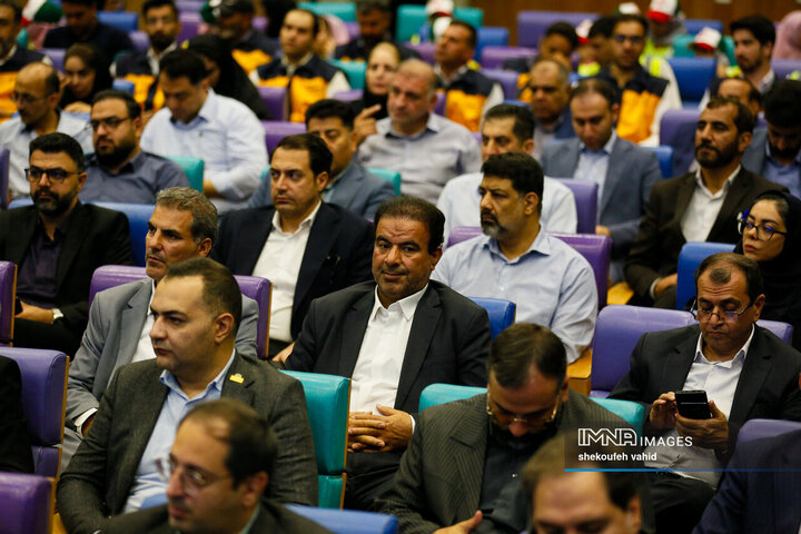 همایش تجلیل از نمونه‌های ترافیکی استان اصفهان