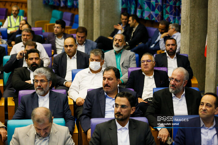 همایش تجلیل از نمونه‌های ترافیکی استان اصفهان