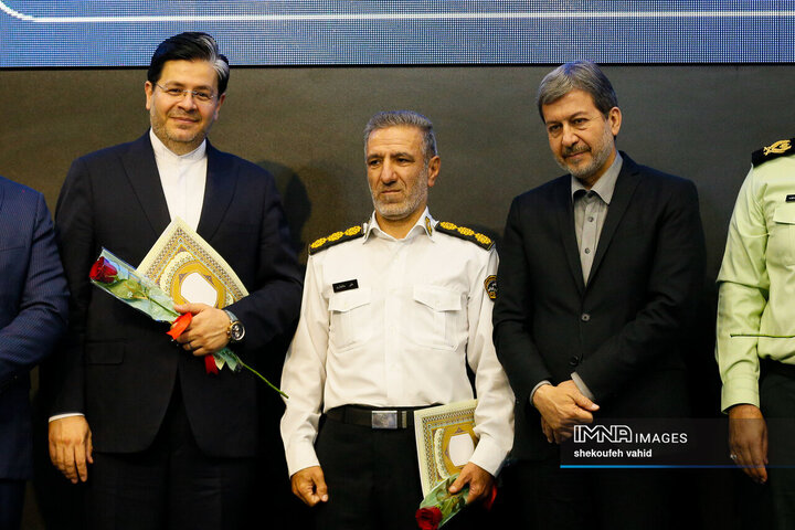 همایش تجلیل از نمونه‌های ترافیکی استان اصفهان