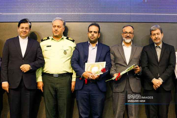 همایش تجلیل از نمونه‌های ترافیکی استان اصفهان