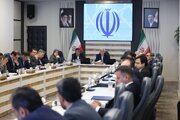 کنار تهدیدها، ظرفیت‌های کشور را هم ببینیم/ از مشکلات عبور می‌کنیم