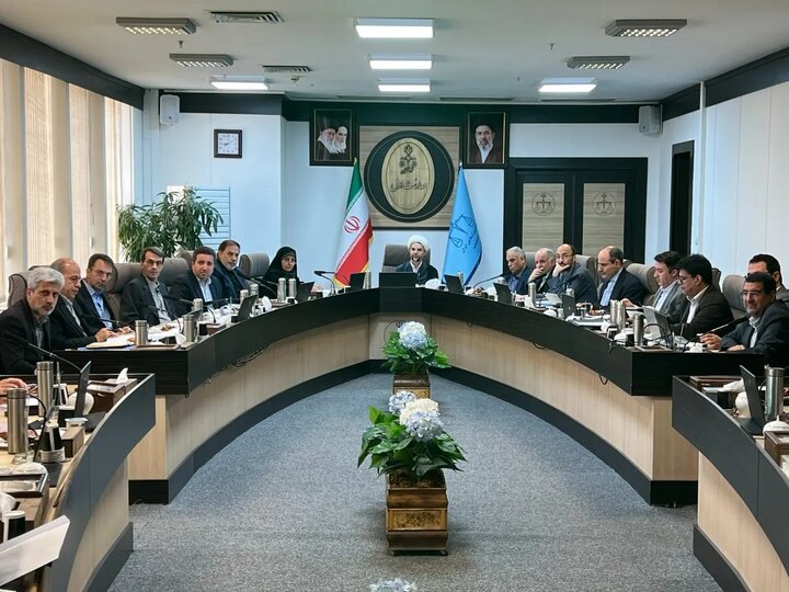 پاسخگویی دستگاه‌های اجرایی در اجرای قانون الزام به ثبت رسمی معاملات اموال غیرمنقول