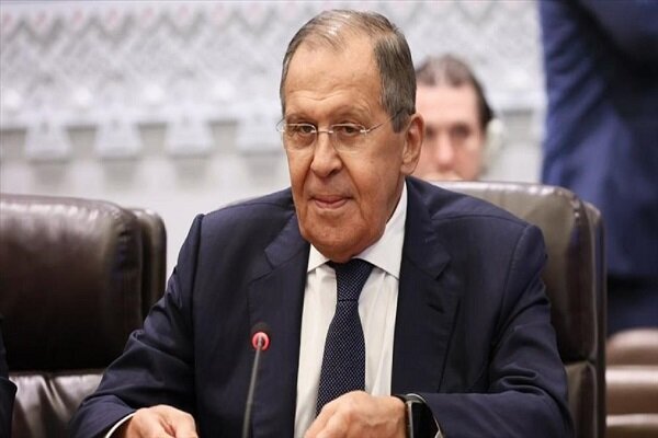 لاوروف: روسیه مقصر تسلیم شدن آمریکا در برابر فشارهای اروپا نیست