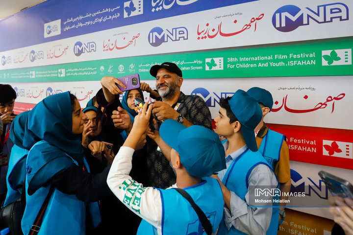علیرضا استادی، هنرمند
