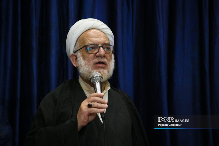 نشست آشنایی با اندیشه‌های تربیتی رهبر شهید انقلاب