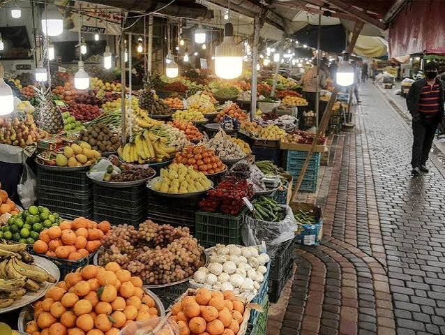 نقش شهرداری در سفره مردم؛ مدیریت شهری تا کجا می‌تواند هزینه زندگی را کاهش دهد؟