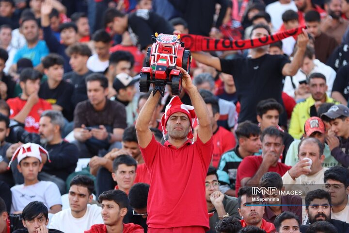 هفته ششم لیگ برتر فوتبال؛ تراکتور - استقلال