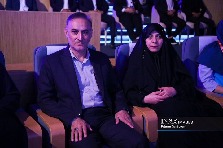 اختتامیه سی‌وهشتمین جشنواره بین‌المللی فیلم‌های کودکان و نوجوانان