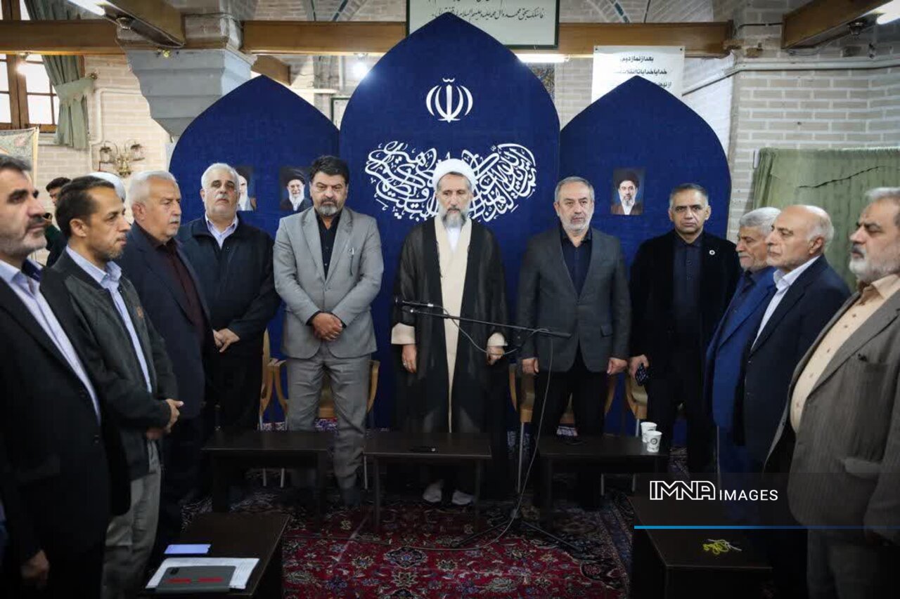 معتمدان بازار با مشارکت جدی در انتخابات اتاق اصناف قزوین افراد شایسته را انتخاب کنند
