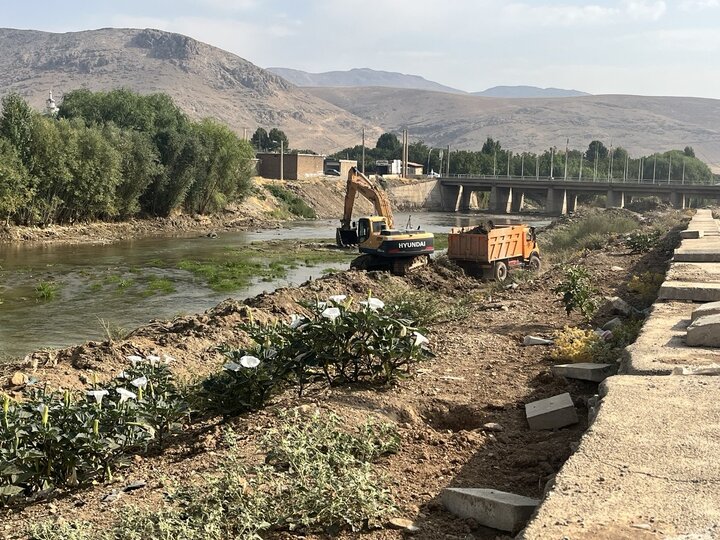پاکسازی ۳ هزار پل لرستان/ لایروبی رودخانه‌ها باید سرعت بگیرد