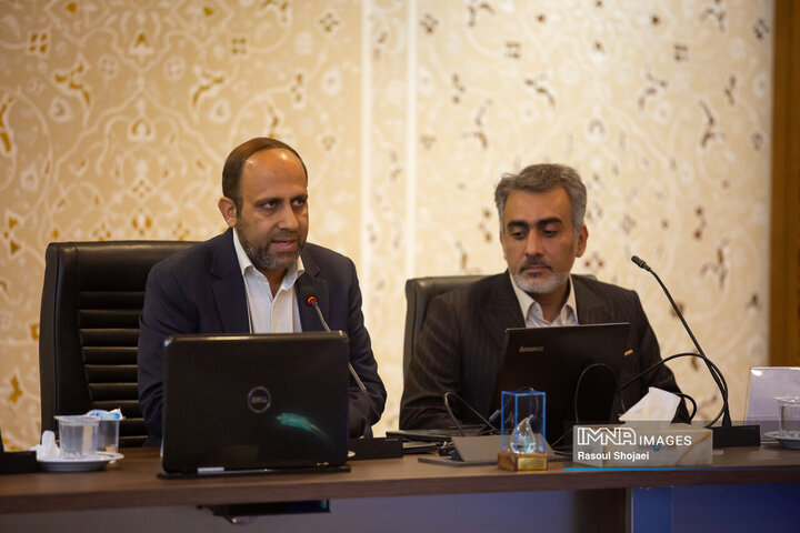 نشست نخبگانی «روز زاینده‌رود»