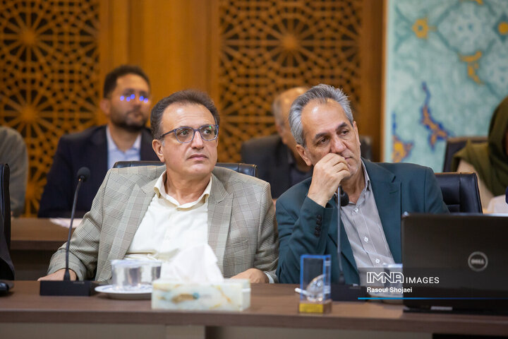 نشست نخبگانی «روز زاینده‌رود»