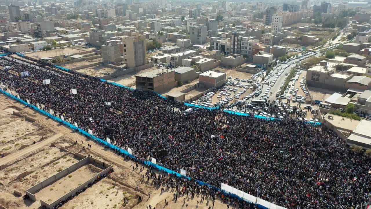 پایان گره ترافیکی شمال کرمان با افتتاح تقاطع شهدای خلبان