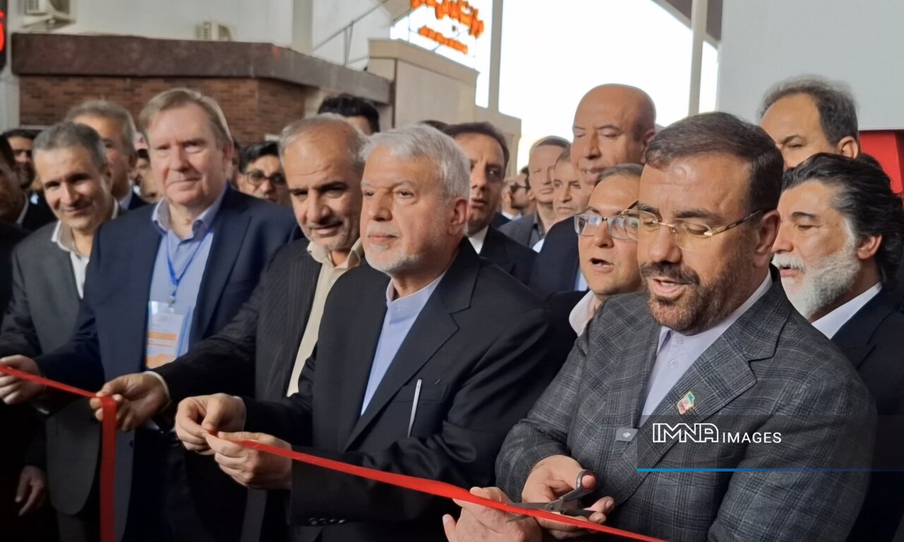 توسعه صادرات و صیانت از هویت تاریخی باید همزمان دنبال شود